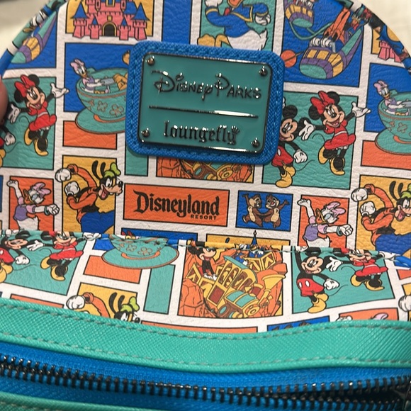 Disney Mini Backpack - Picture 3 of 3